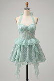 Robe de rentrée à la maison à col nu, ligne A-line vert menthe, corset transparent fleuri à volants, avec dentelle dans le dos