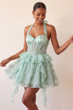 Robe de rentrée à la maison à col nu, ligne A-line vert menthe, corset transparent fleuri à volants, avec dentelle dans le dos