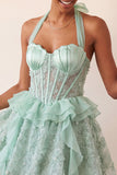 Robe de rentrée à la maison à col nu, ligne A-line vert menthe, corset transparent fleuri à volants, avec dentelle dans le dos