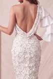 Une épaule à fleurs gris clair sirène à paillettes, longue robe formelle avec fente