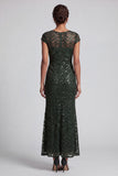 Robe midi de la mère de la mariée à manches scintillantes scintillantes de la sirène marine à col rond