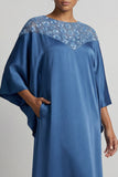 Robe midi midi Blue Hand Of the Bride à col rond à fourreau bleu avec paillettes