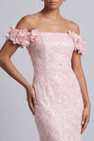 Robe midi de la mère de la mariée avec des paillettes rose dénudée