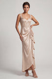 Corset Sirène Blanche Sequins Froncés Robe Midi Mère de la Mariée avec Volants