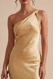 Robe midi sirène en satin dorée à une épaule