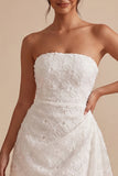 Robe blanche bodycon florales sans bretelles avec ceinture
