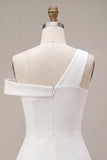 Petite robe blanche ligne A à une épaule