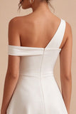 Petite robe blanche ligne A à une épaule