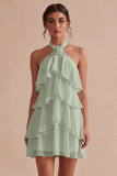 Petite robe blanche en chiffon fleuri à col nu et volants