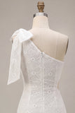Bodycon petite robe blanche découpée à une épaule à motifs floraux avec un nœud