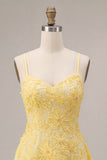 Robe courte de rentrée à la rentrée jaune perlée jaune à bretelles fines perlées Short robe de rentrée à la maison en perles florales