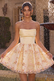 Robe de rentrée à la maison brodée fleuri, jaune clair, file-bretelle