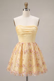 Robe de rentrée à la maison brodée fleuri, jaune clair, file-bretelle