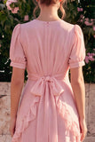 Robe midi fleurie asymétrique à manches bouffantes en A-Line en chiffon rose à volants en V