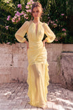 Robe Maxi à manches longues en sirène en chiffon en chiffon de jonquille à col rond à volants et fronçées