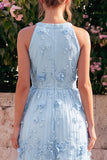 Robe midi midi ligne A à col haut bleu clair avec fleurs 3D
