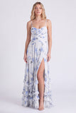 Robe longue de demoiselle d’honneur à bretelles fines en chiffon bleu clair en ligne A à volants et fendue