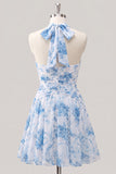 Robe de fin d’année à la maison à la maison en ligne bleu clair à col nu fleuri et froncés