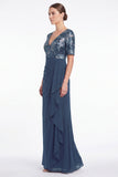 Robe longue de mère de la mariée en chiffon fleuri sirène marine à col en V et volants