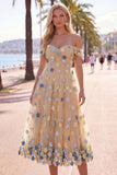 Robe midi en tulle rouge à épaules dénudées, ligne A, avec des appliques