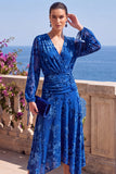 Robe midi fleurie asymétrique à manches longues en velours en A-Line à col en V