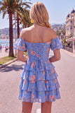 Robe de bal à fleurs bleue à trajets en A à étages dénudée avec dentelle dans le dos