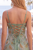 Robe courte de bal de fin d’année verte perlée avec dentelle dans le dos