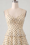Robe de la rentrée A-Line Sequins champagne En gradins, en forme de cordon à volants et en dentelle arrière