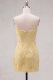 Robe de rentrée à la maison à la maison jaune bodycon moulante à bretelles fines à bretelles fronçées