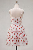 Robe de fin d’année à la rentrée rose rose à trous de serrure à volants à niveaux et à bretelles froncées