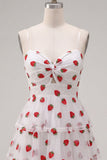 Robe de fin d’année à la rentrée rose rose à trous de serrure à volants à niveaux et à bretelles froncées