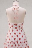 Robe courte de rentrée à la rentrée rose rose à boutons et à volants