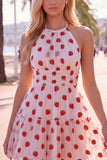 Robe courte de rentrée à la rentrée rose rose à boutons et à volants