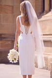 Robe de mariée midi blanche à col carré avec découpes et fleur 3D, pour elopement