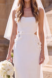 Robe de mariée midi blanche à col carré avec découpes et fleur 3D, pour elopement