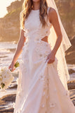 Robe de mariée maxi blanche à col rond avec appliqués floraux, pour elopement