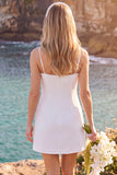 Robe de mariée courte blanche à col carré avec appliqués floraux