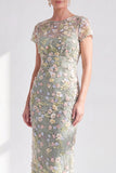 Robe de la mariée à col rond bleue à col rond appliquée midi avec fente