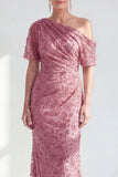 Robe de la mère de la mariée à une épaule sirène sirène champagne fleurie et froncée avec des sequins