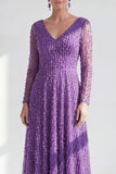 Robe longue de la mère de la mariée à manches longues violette foncée violet foncé à col en V