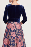 Robe longue de la mariée fleur bleue ligne en V avec manches 3/4