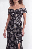 Longue robe de mère de la mariée sirène noire à volants en sirène dénudée, fête