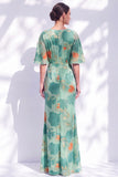 Robe longue marme de la mariée à col batouteau fleuri vert sauge avec une longue robe de mère de la mariée