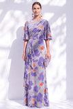 Robe longue marme de la mariée à col batouteau fleuri vert sauge avec une longue robe de mère de la mariée