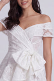 Robe mini douche nuptiale ivoire en A-line à étages en ivoire avec nœud nœud