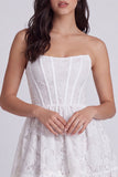 Corset fleuri A-Line Bustier Petite robe blanche