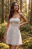 Robe blanche Petite Blanche Strapless A-Line