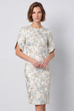 Robe midi midi Bodycon bleu clair à fleurs à col rond avec manches courtes