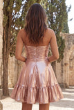 Robe de rentrée courte de rentrée, ligne métallique dorée et fronçée, avec volants