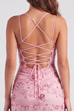 Robe courte courte de rentrée à fûts bodycon en dentelle en lacets dans le dos avec des paillettes